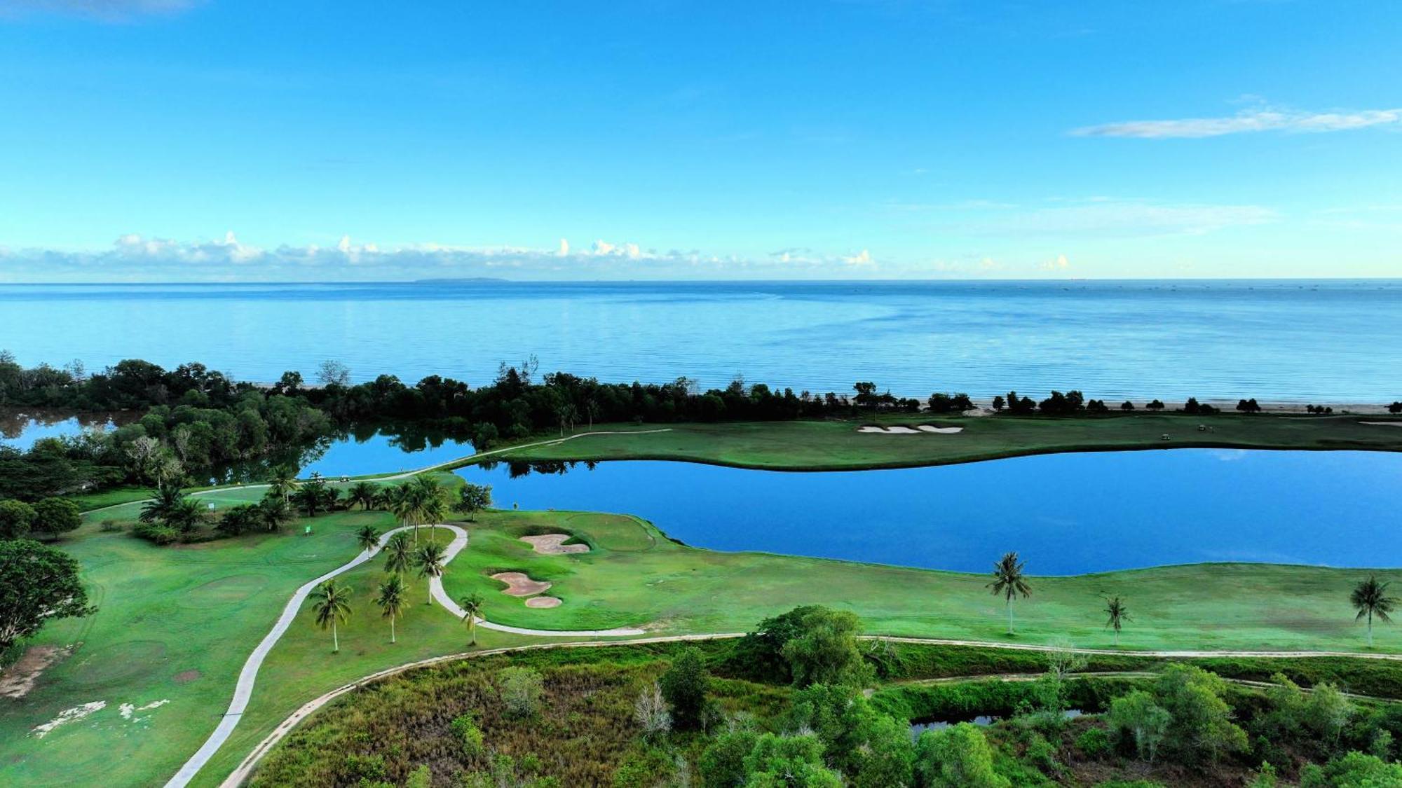 Artitaya Borneo Golf & Resort Papar Exterior photo