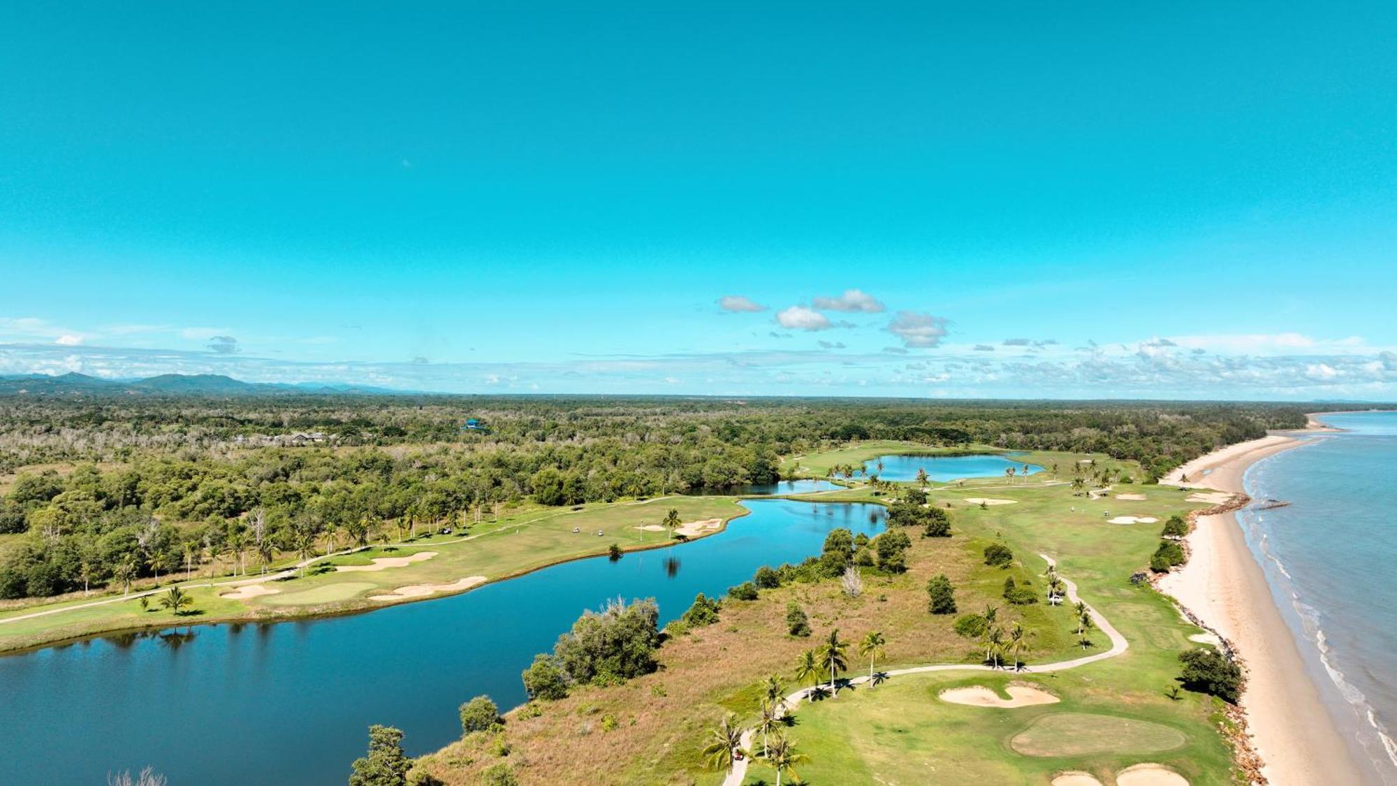 Artitaya Borneo Golf & Resort Papar Exterior photo